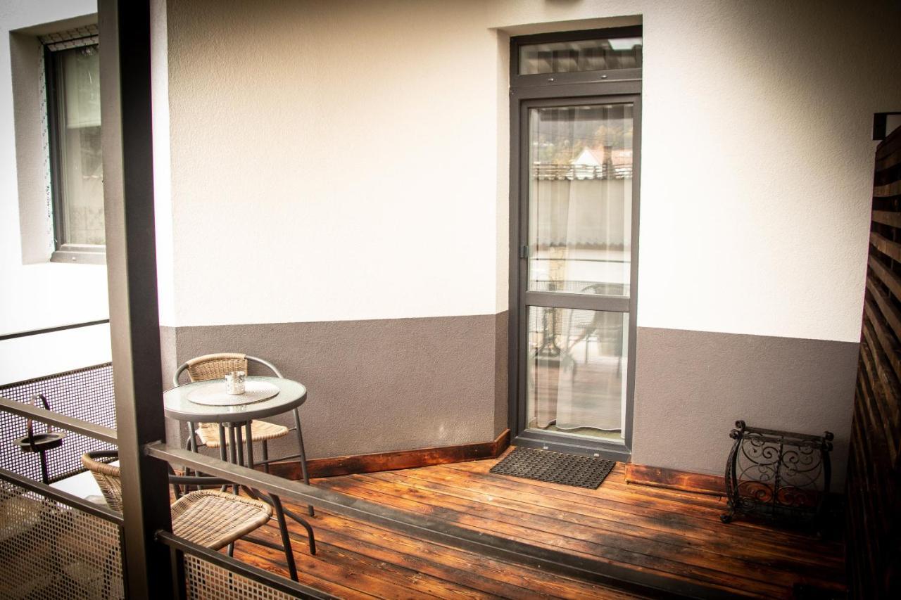 Loli Apartman Miskolc Exterior photo