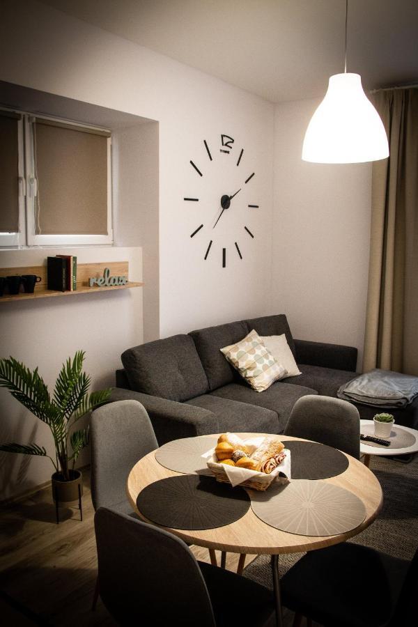 Loli Apartman Miskolc Exterior photo